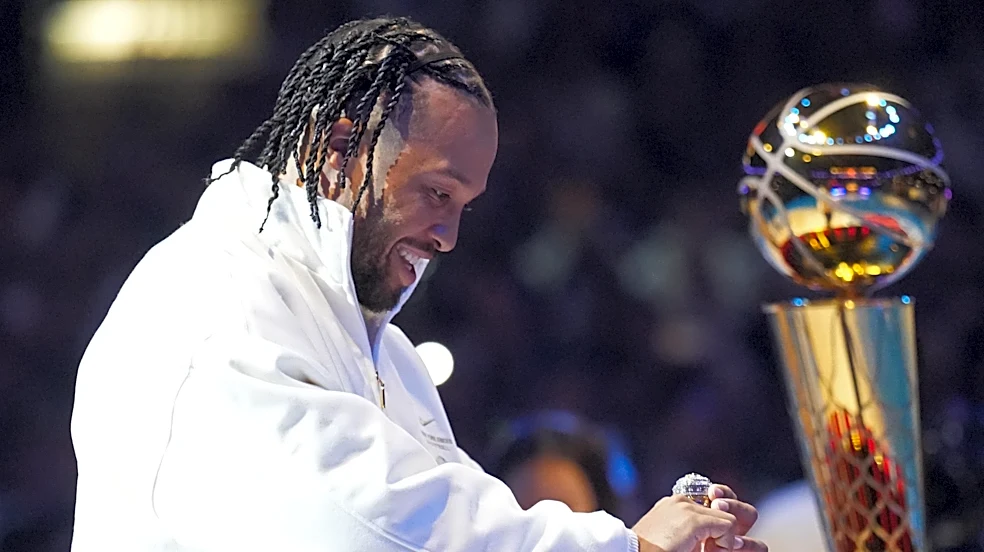 76ers 106, Knicks 100: Scenes from banner night