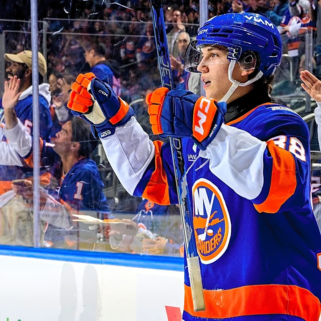 Islanders 3, Ducks 2: After a scare, opportunity taken