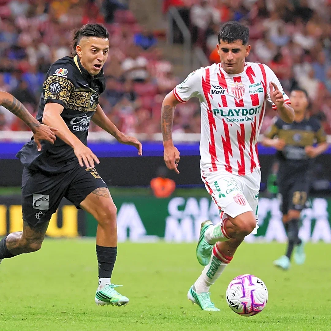 Chivas squeak by Necaxa to grab lackluster victory