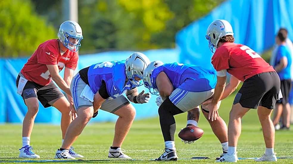 The Detroit Lions have decided on their starting center vs. Packers