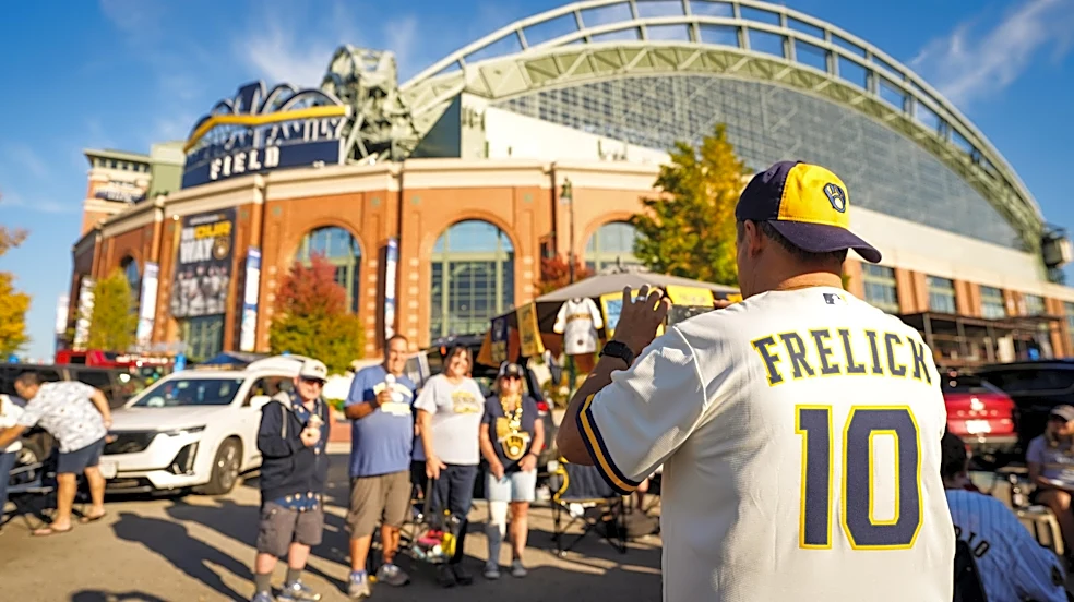 Who you got in the World Series, Brewers or Rays?