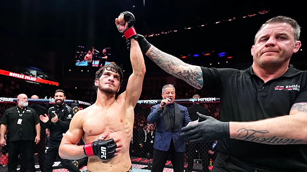 Movsar Evloev invites Arman Tsarukyan to drop down for featherweight fight: ‘It’s my territory’