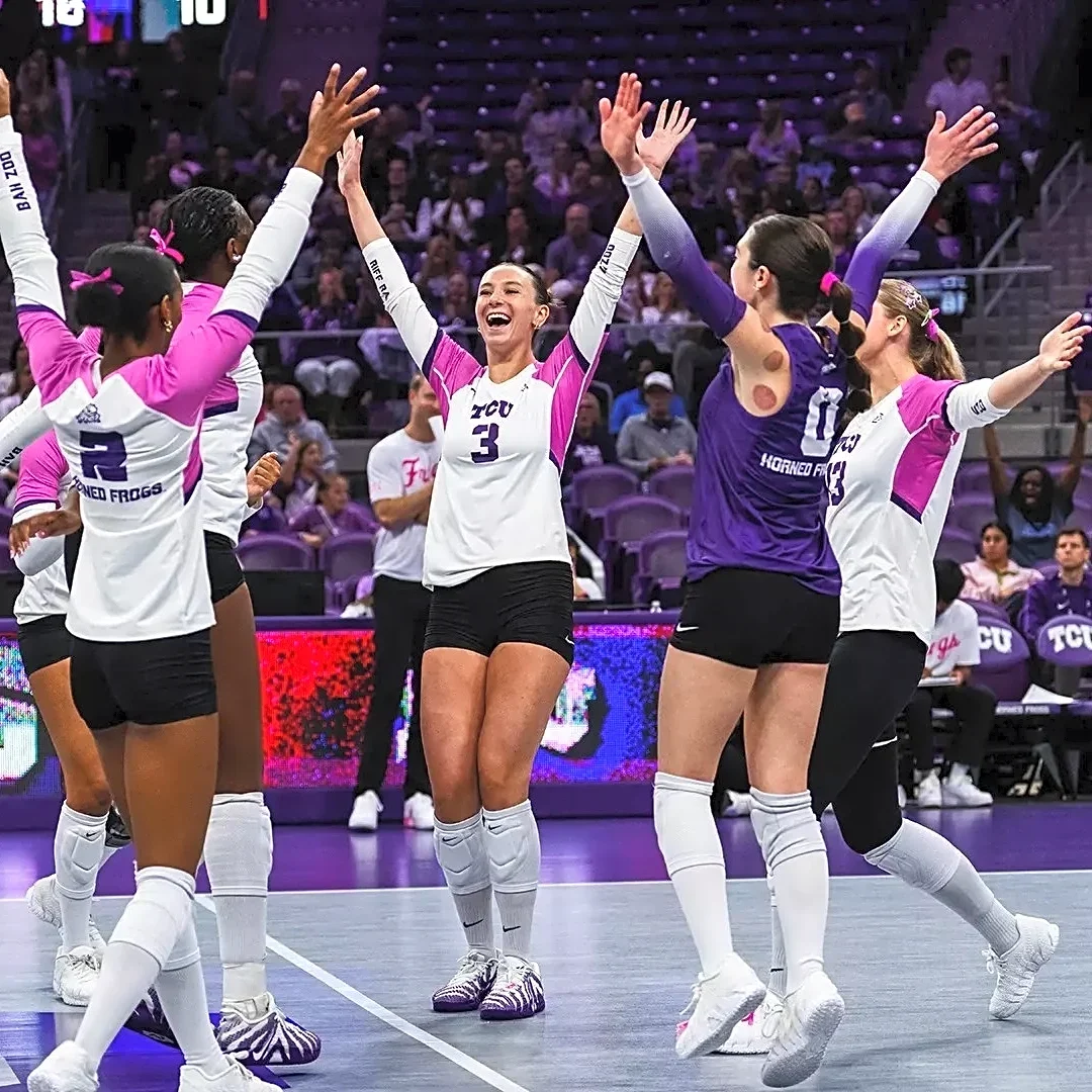 Volleyball: Addy Horner makes season debut, Alice Volpe reaches 1,000 career digs as No. 10 TCU sweeps Texas Tech