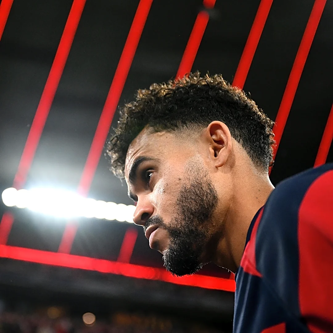 Luis Díaz forced off in Bayern Munich vs. Arsenal with ‘muscular problems’