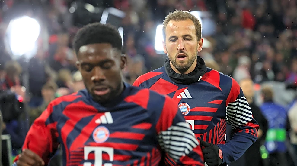 Bayern Munich boss Vincent Kompany explains bizarre lineup vs. Arsenal