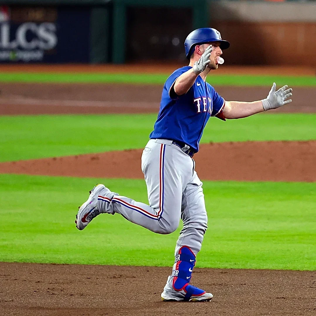 Mitch Garver announces his retirement