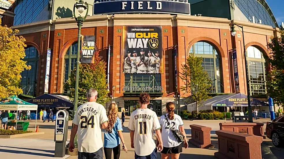 Thurs./Fri. BP: Who are we rooting for in Game 1?