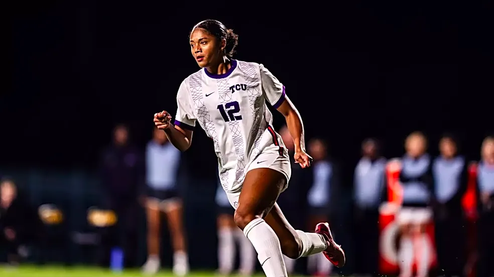 Soccer: Olivia Geller notches 4 saves, TCU falls to No. 13 Baylor