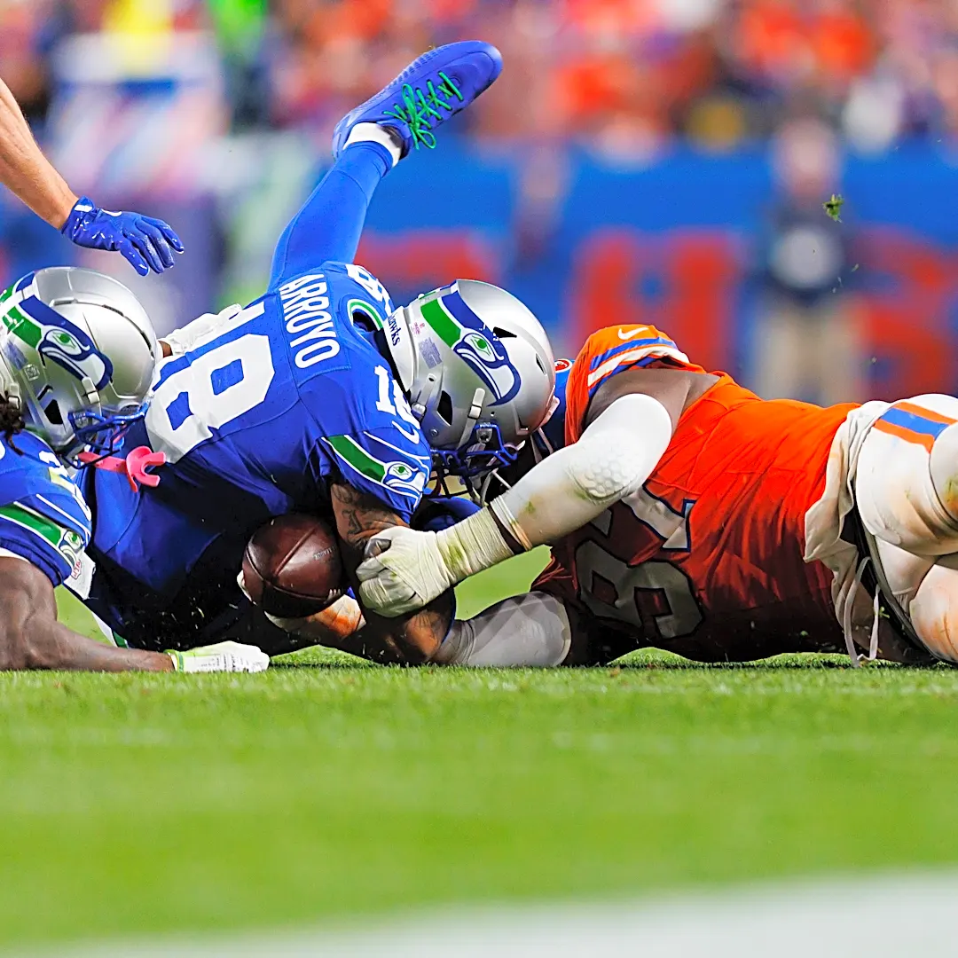 Seahawks TE Elijah Arroyo to undergo season-ending shoulder surgery