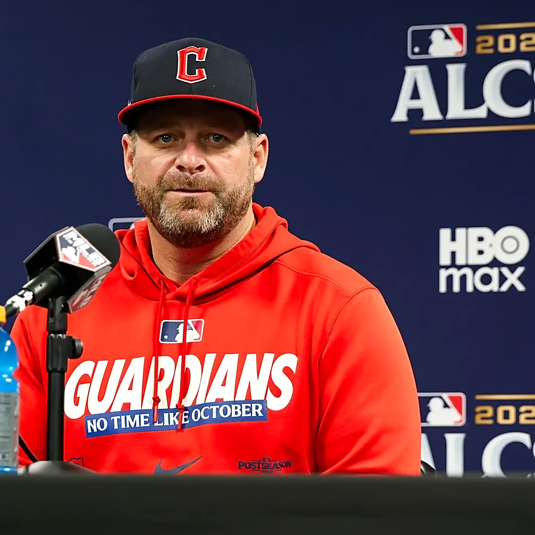 Stephen Vogt to remain manager of Guardians