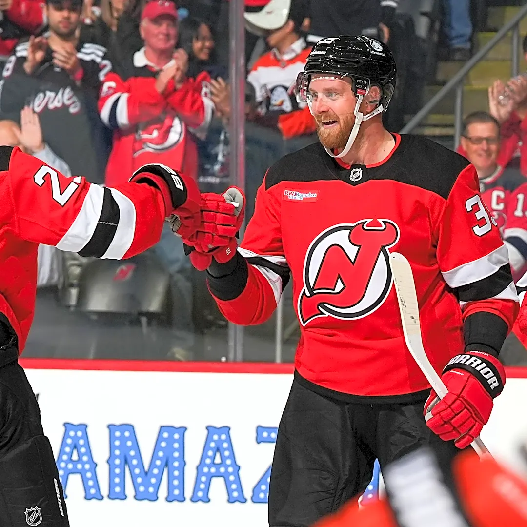 Devils Steamroll Ducks Early, Never Cough Up Lead With Strong Defense in 4-1 Win