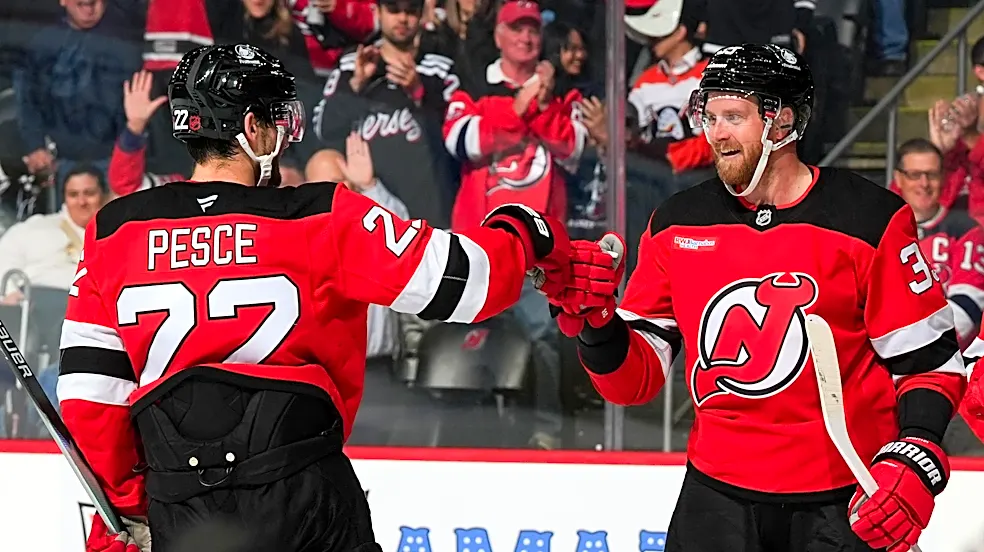 Devils Steamroll Ducks Early, Never Cough Up Lead With Strong Defense in 4-1 Win