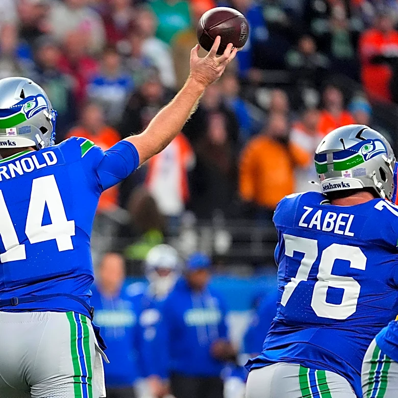 Seahawks News: Seahawks, Sam Darnold looking for consistency on offense