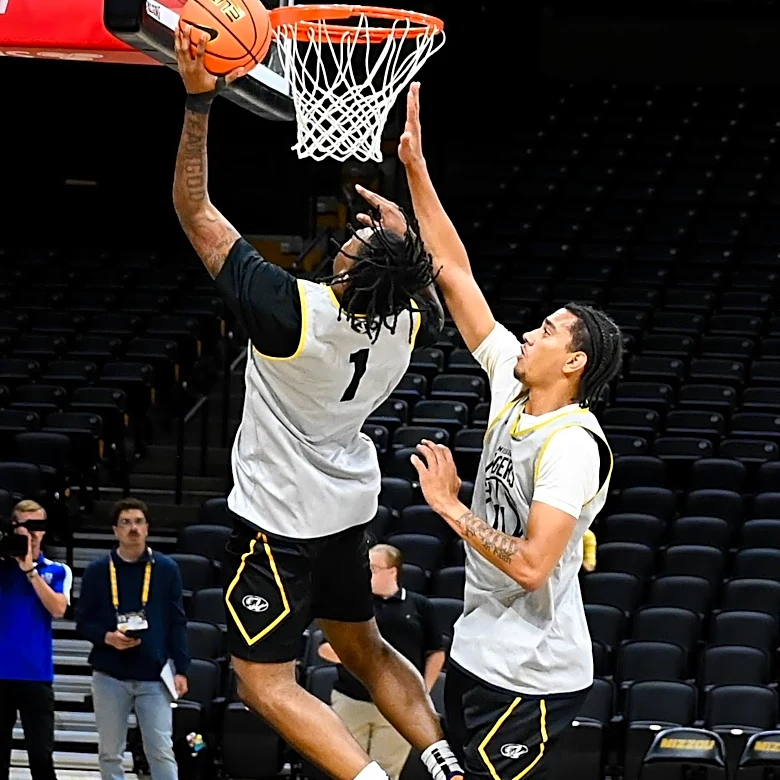 Live Thread and Game Preview: Exhibition against Kansas State