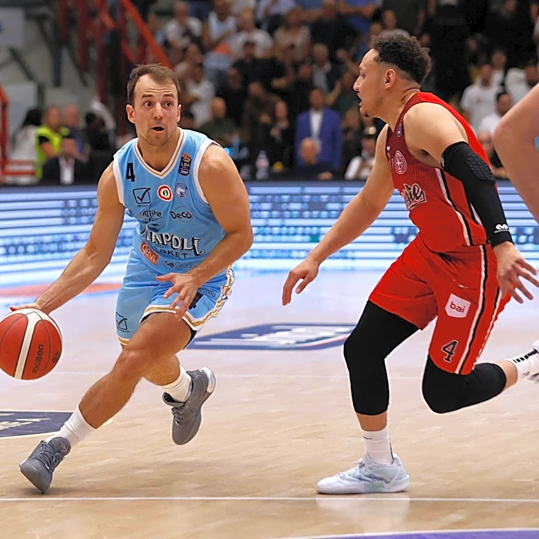 Former Gonzaga star added to Arizona men’s basketball coaching staff