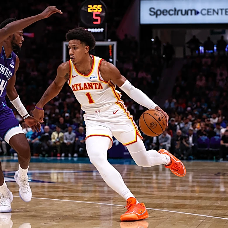 Hawks’ defense shines, defeat Hornets 128-81