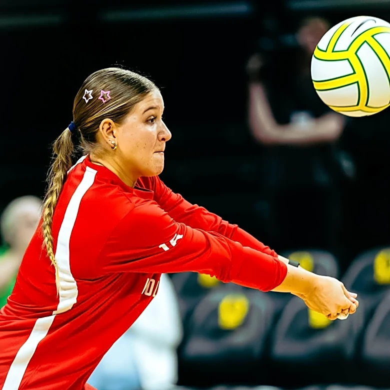 Volleyball Out-Blocks Michigan State & Steals the Second, but Loses a Sixth Straight in Four