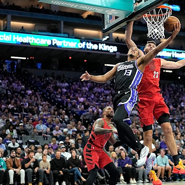 Blazers Survive Shaky Outing, Defeat Kings
