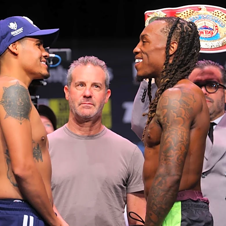 Emanuel Navarrete vs O’Shaquie Foster: Live blog, round-by-round and results