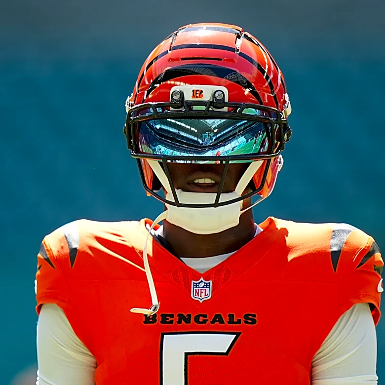 Tee Higgins is in a league of his own vs. man coverage