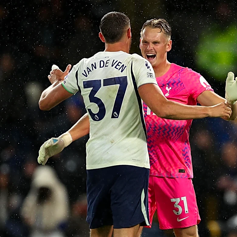Chelsea 0-2 Tottenham: Community Player Ratings