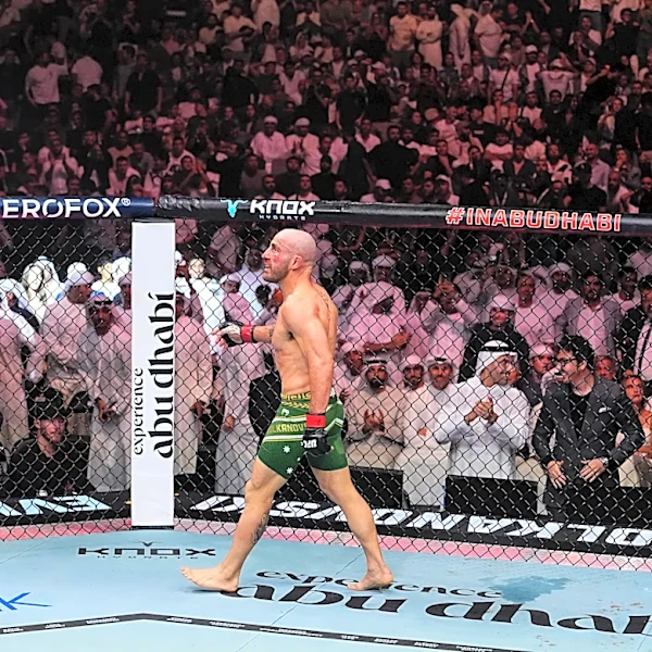 UFC 333 post-fight show: Reaction to Alexander Volkanovski, Petr Yan’s impressive title defenses