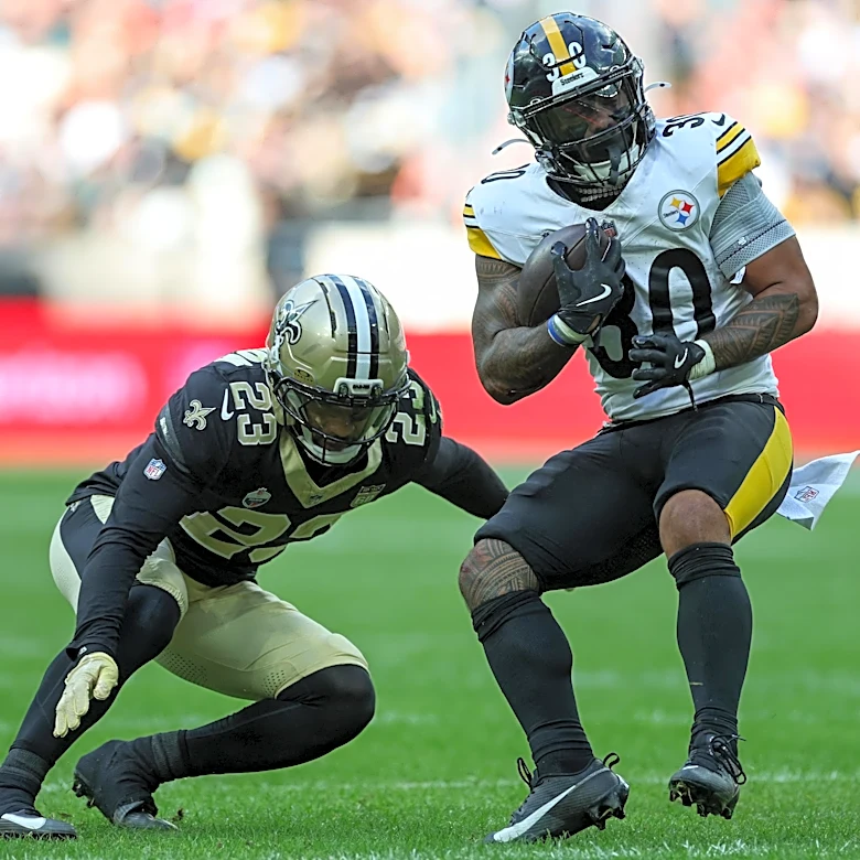 Steelers punish Saints on the ground, win 16-10 in Paris