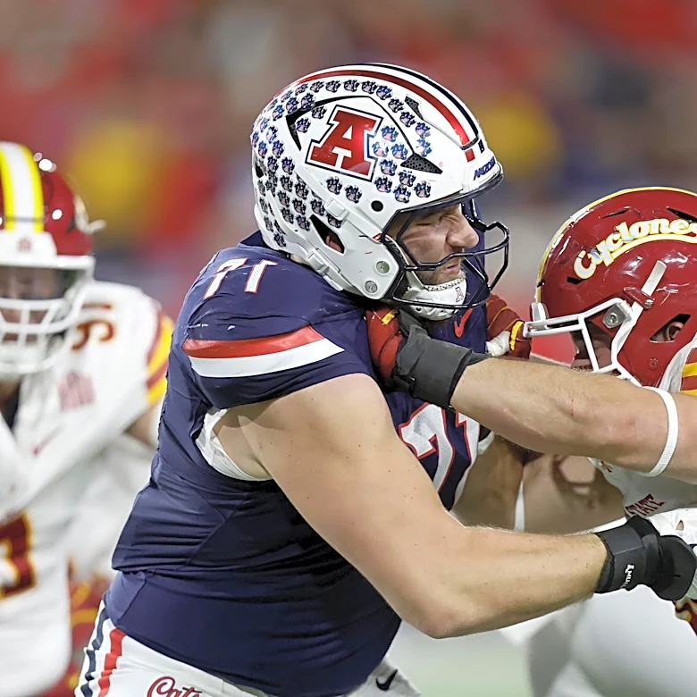 Arizona football moves up in AP poll ahead of top-25 showdown at Texas