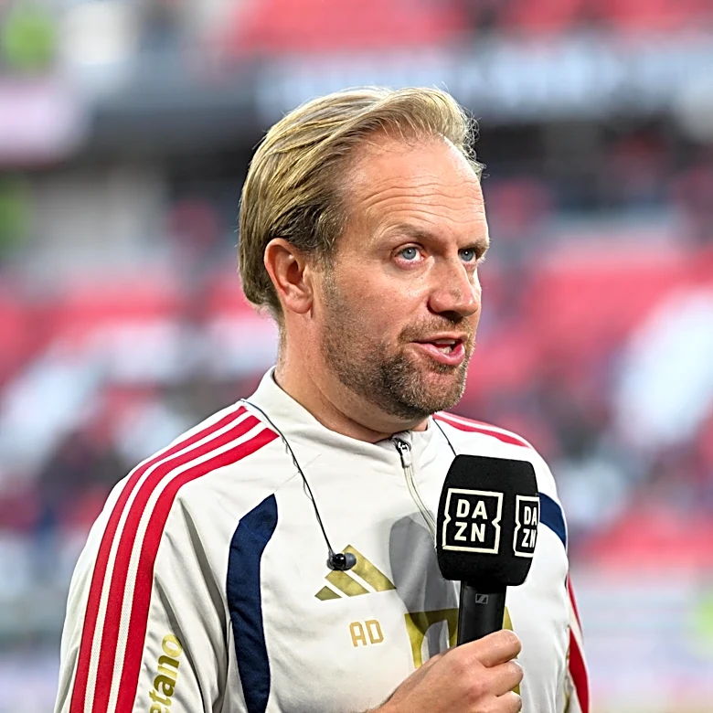 Kiss and tell: Bayern Munich interim boss Aaron Danks reveals postgame text with Vincent Kompany