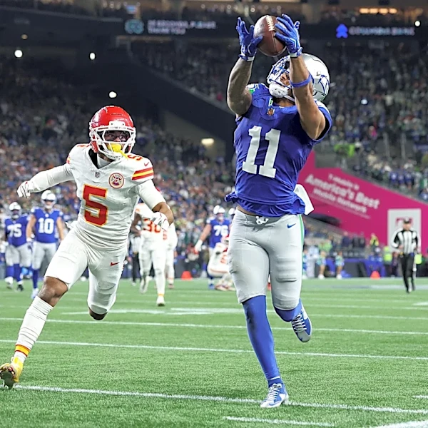 Seahawks-Chiefs score: Seahawks shut Patrick Mahomes, Kenneth Walker down in dominant win