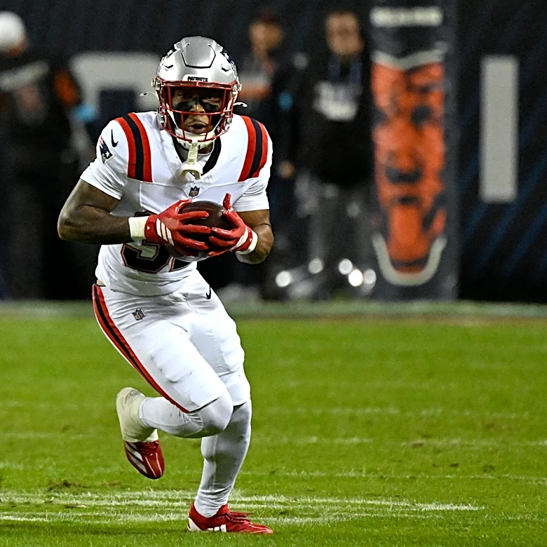 TreVeyon Henderson still enjoys Patriots’ trust despite quiet season so far