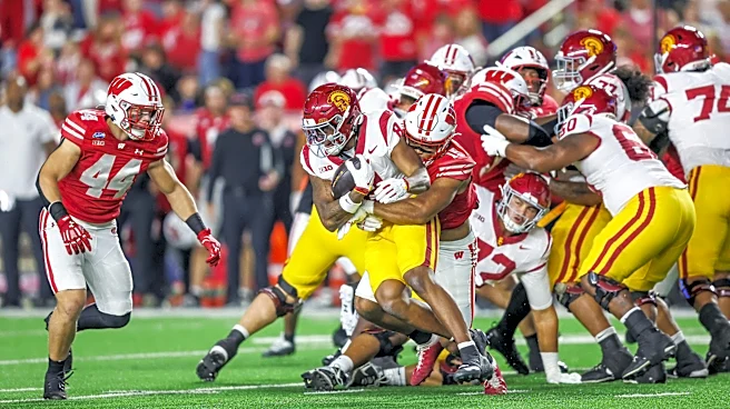 Badgers grades, snap counts on defense from Week 8 vs. USC: Safety earns highest grade of the day
