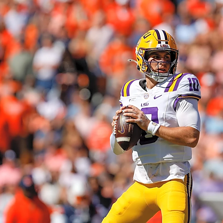 Sam Leavitt named SEC Offensive Player of the Week