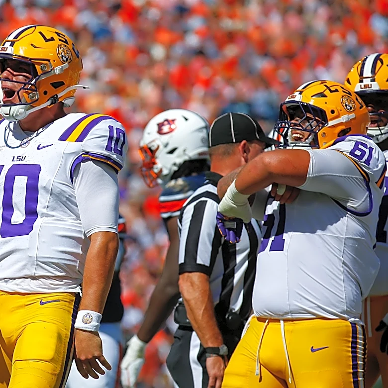 LSU enters bye week with momentum, confidence
