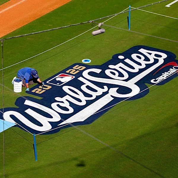 World Series Game 3 live chat