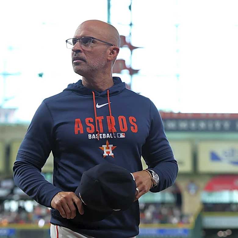 Report: Mariners will see Espada, Kanzler for in-person interviews
