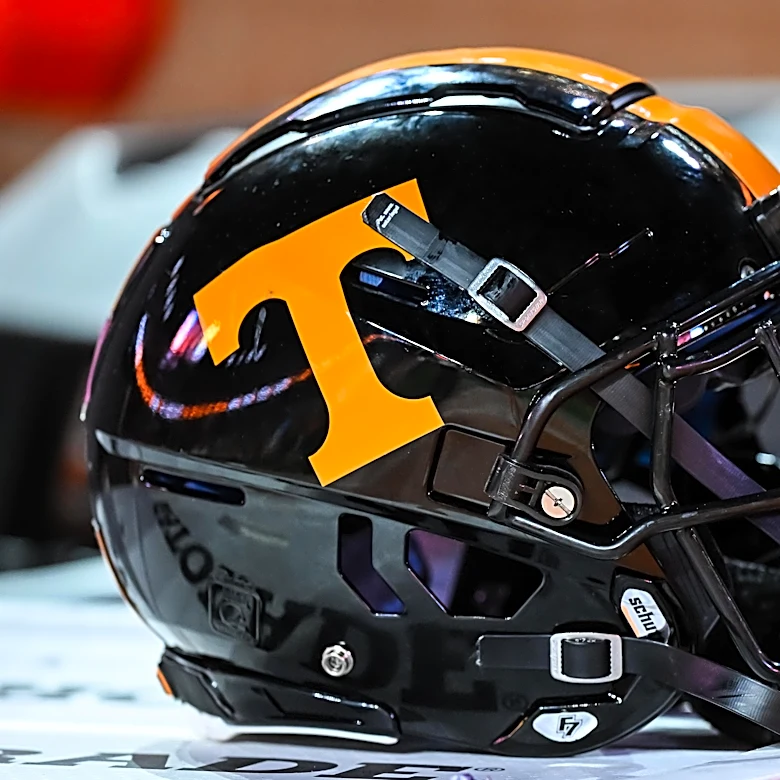 Kentucky vs. Tennessee opening odds have Vols favored over Wildcats