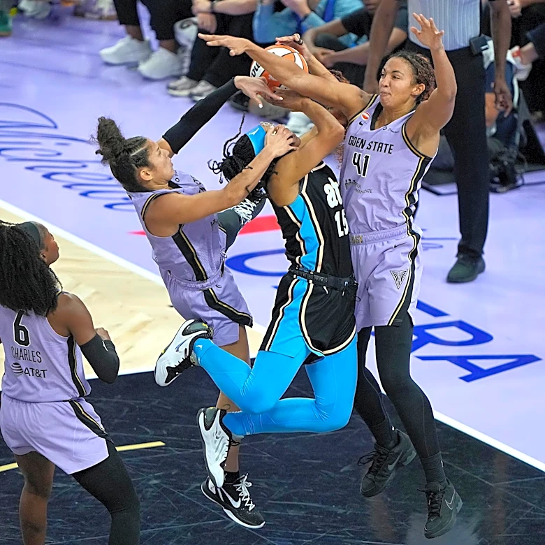 Valkyries display dominant defense, take 3-2 lead in WNBA Finals