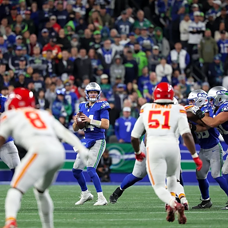 The Chiefs’ defense struggled to get stops in Seattle