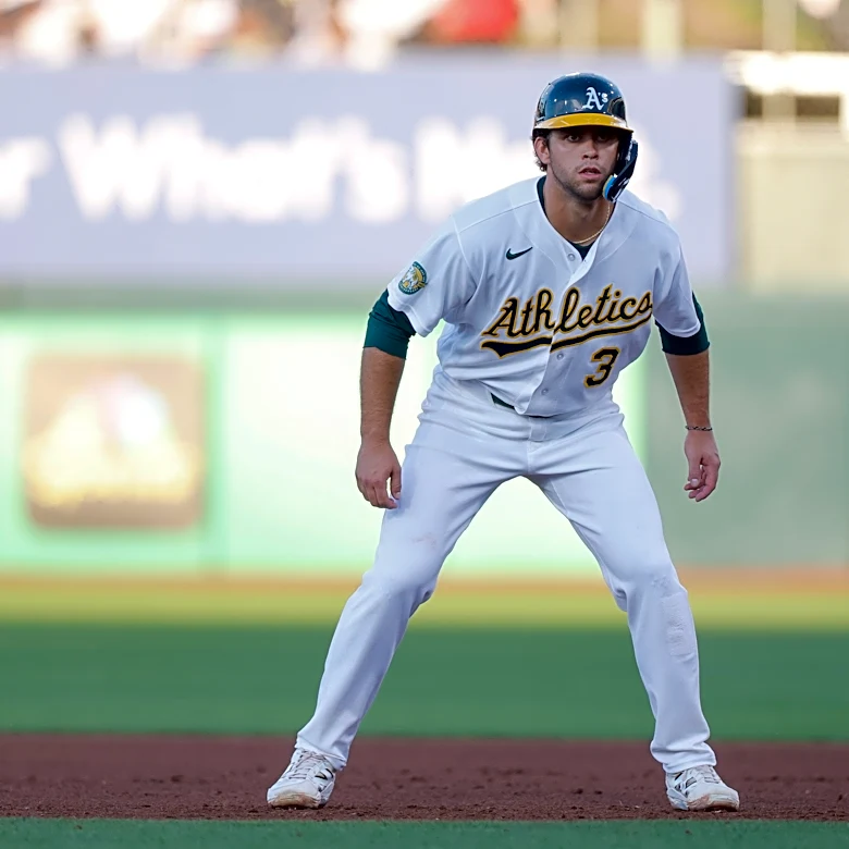 Elephant Rumblings: A’s Max Muncy Undergoes Knee Surgery