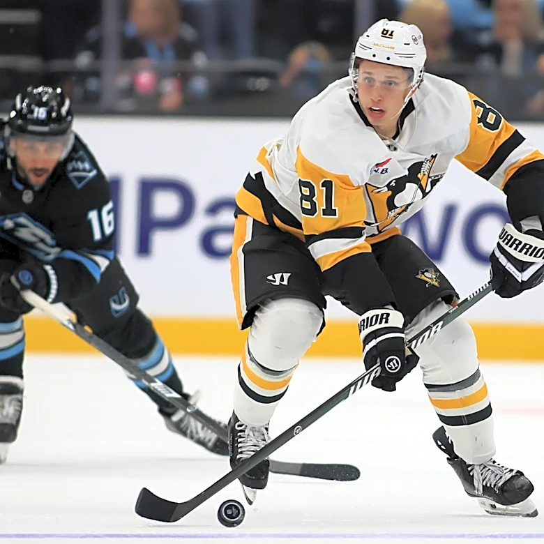 Ben Kindel returns to practice a week after vasovagal episode