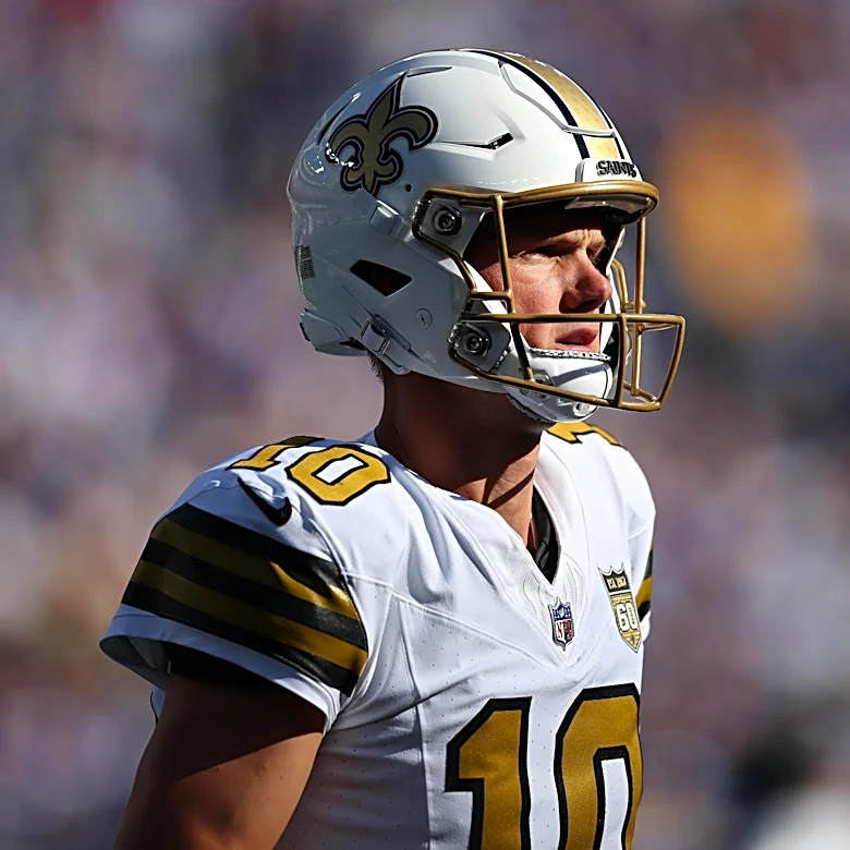 What are some changes the Saints could make during the bye week?