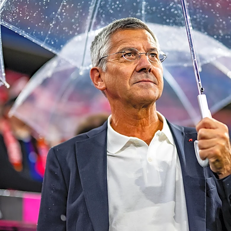 Bayern Munich president Herbert Hainer defends Jonas Urbig amid recent criticism