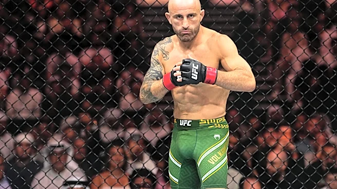 Morning Report | Chael Sonnen: Alexander Volkanovski double retirement fight pitch is ‘one of the dumbest ideas I’ve ever heard’