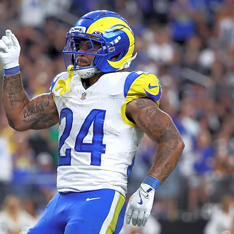 Should Rams give Blake Corum the start?
