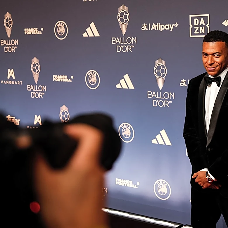 Madrid Daily: Club apologizes over Mbappé comments as China broadcast dispute continues