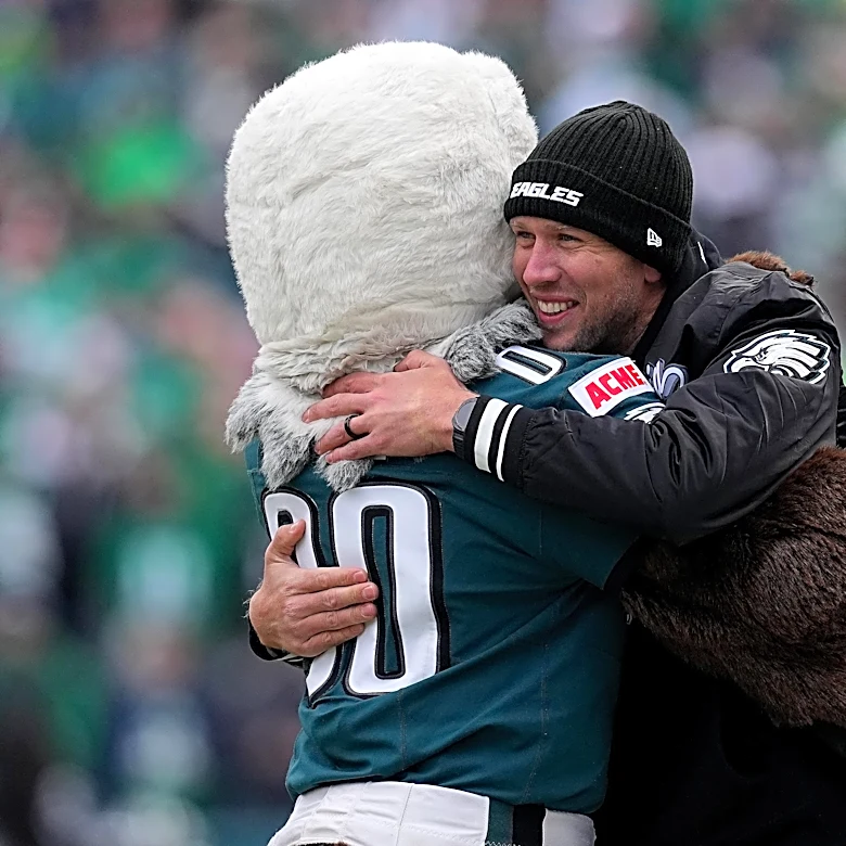 Eagles News: Nick Foles says “there is dysfunction in Philly”