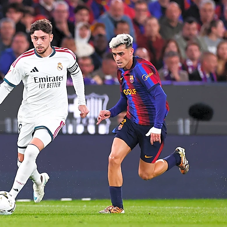 Switches, Wide Combinations, & Late Runs: How Mourinho Beat Barcelona in El Clásico