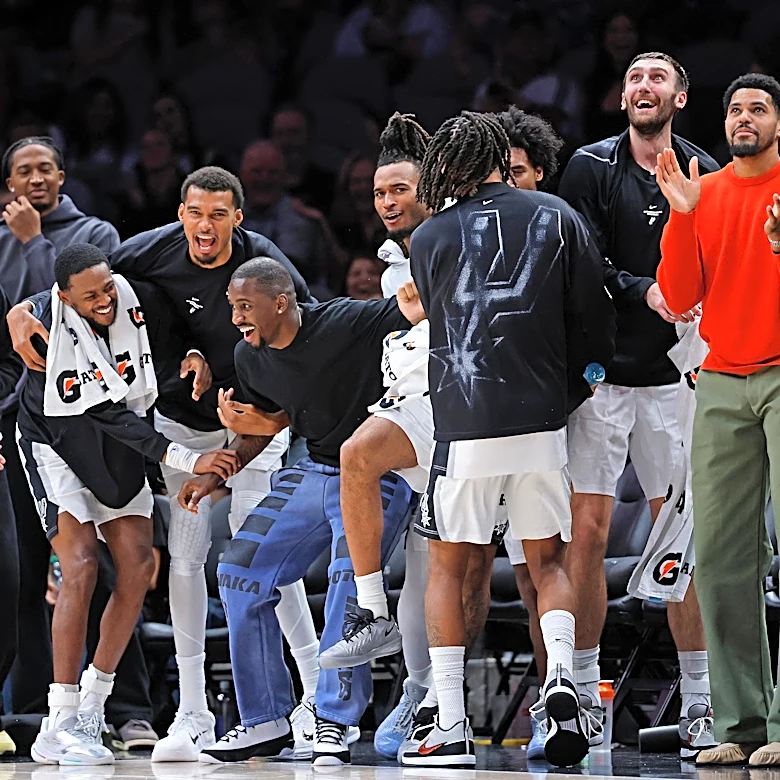 What We Learned from the Spurs win over the Kings
