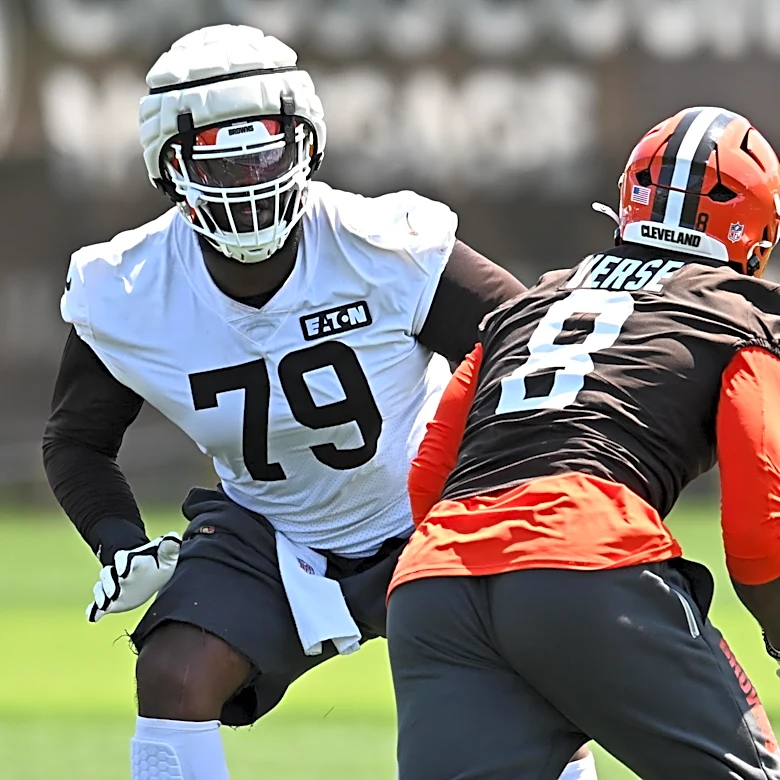 Browns, Steelers Week 8 injury reports: 9 players sit out 1st practice